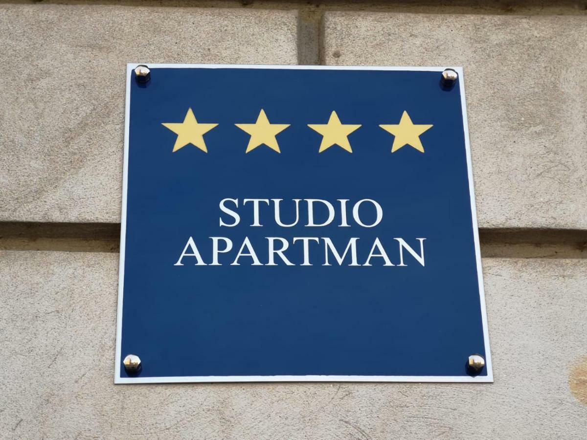 Studio Apartman Comodo Zagreb Exterior photo