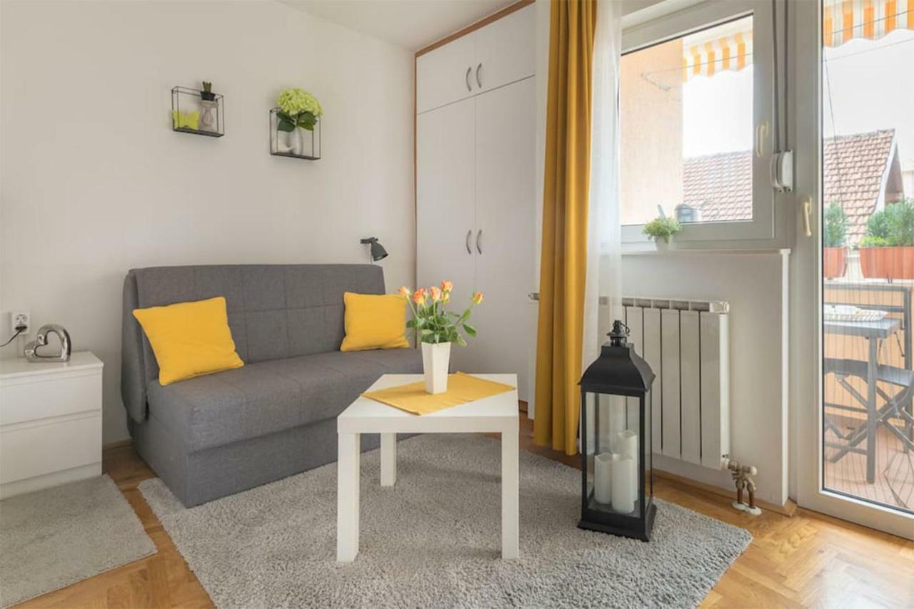 Studio Apartman Comodo Zagreb Exterior photo